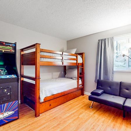 Alpine Abode Apartment Пиджен Фордж Екстериор снимка