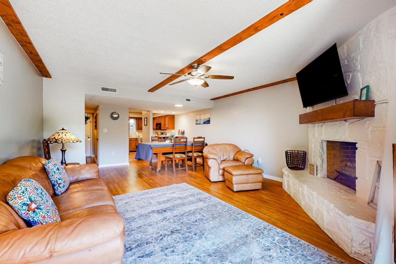 Alpine Abode Apartment Пиджен Фордж Екстериор снимка
